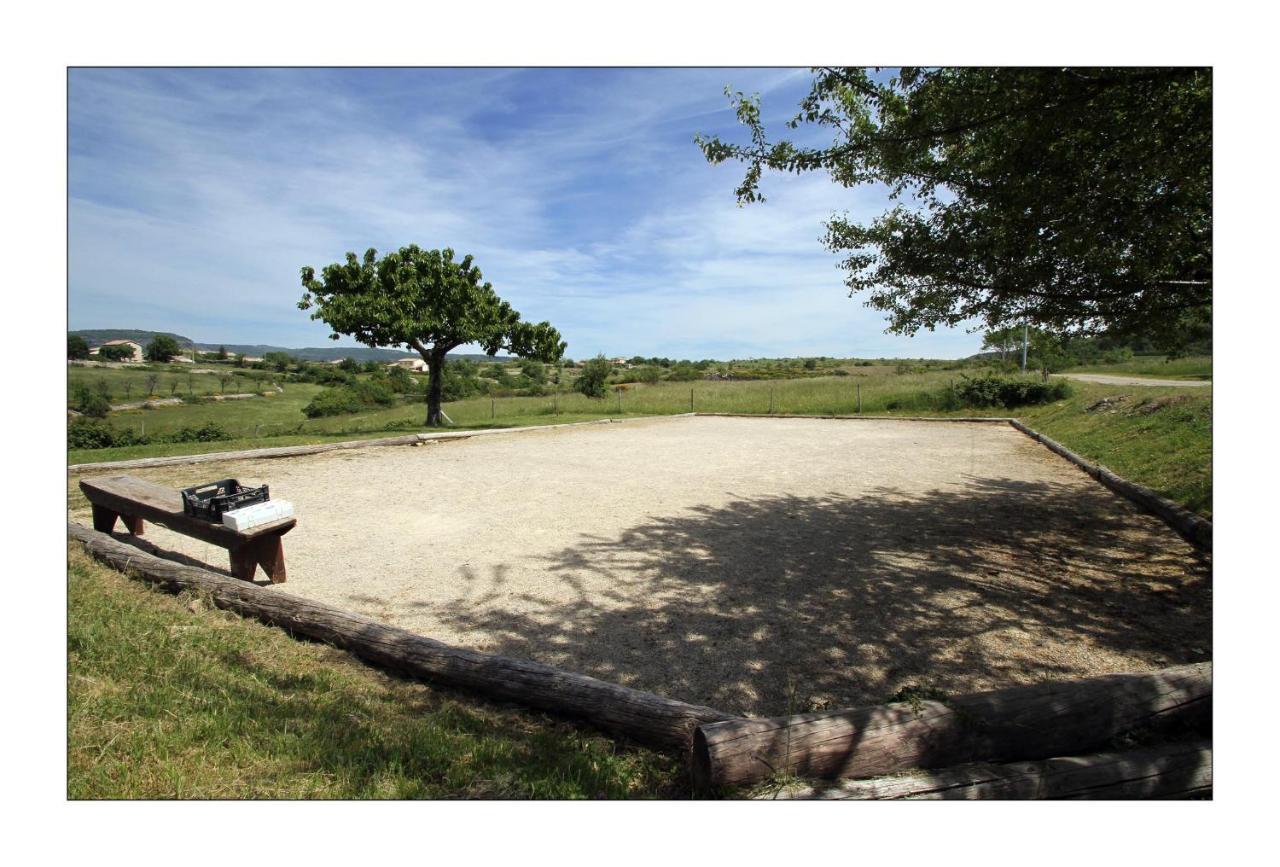 Le Mas De La Chadeniere Villeneuve-de-Berg Esterno foto